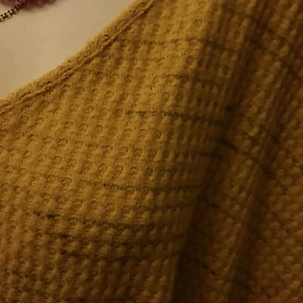 Design Lab Light Knit Sweater - Picture 2 of 4